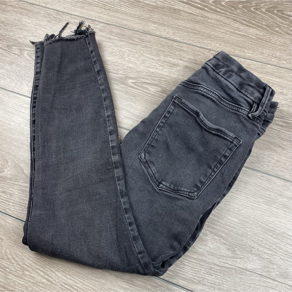 Good American Women's Button Fly Cropped Distressed Denim Jeans Black Size 6